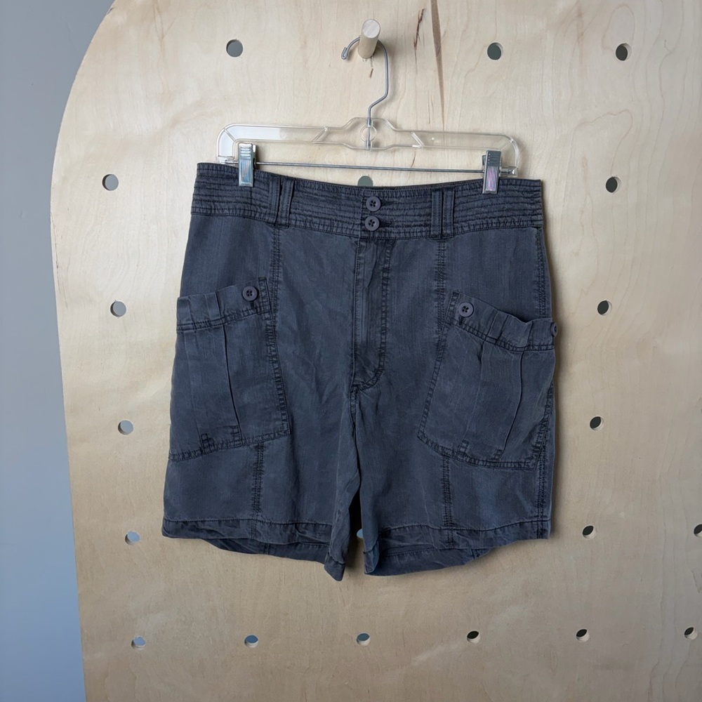 NWT Women’s Sundance Catalog Gray Garden Joy Tencel Graphite Cargo Shorts 10 - Picture 2 of 6